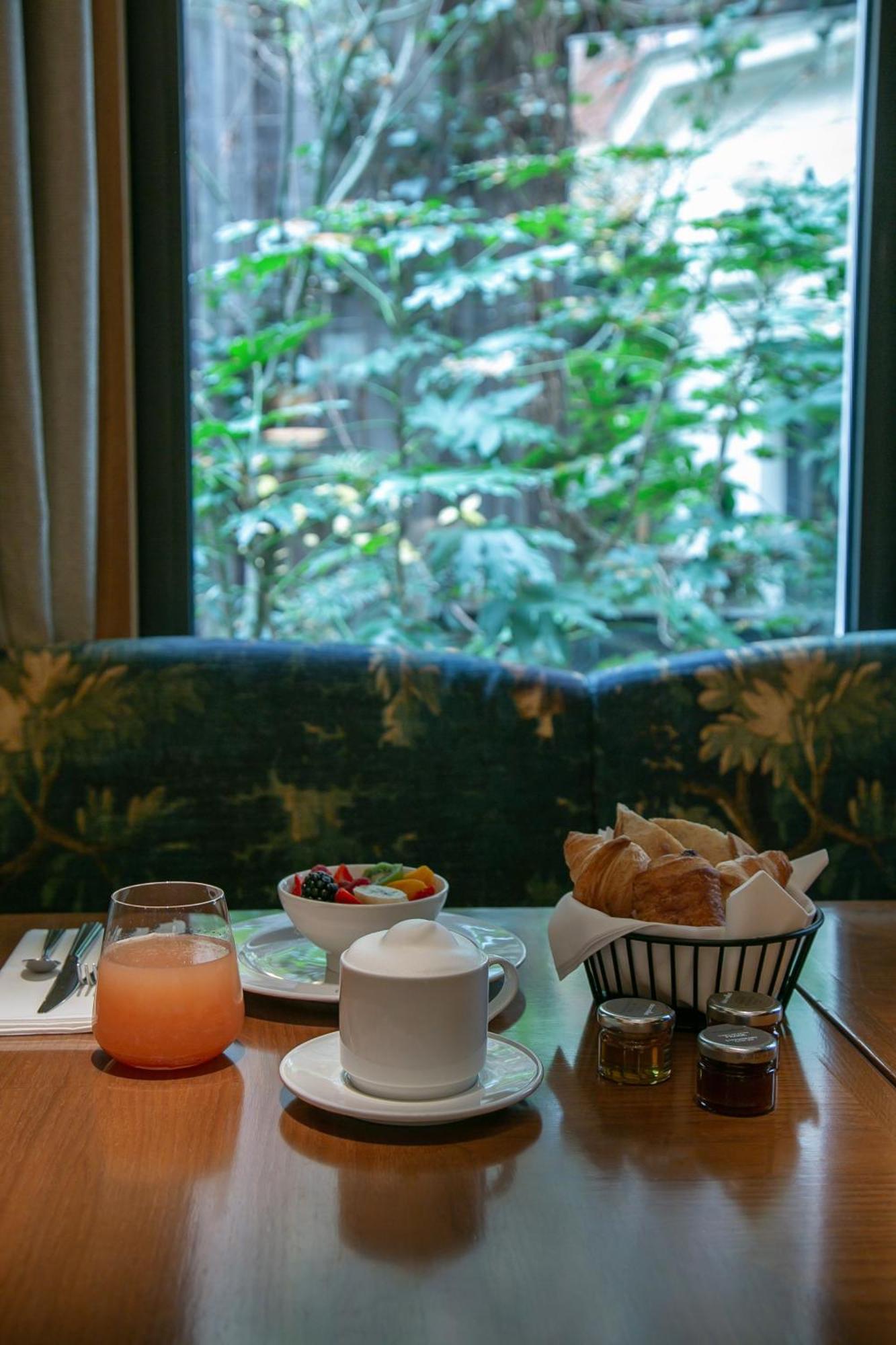 Hotel Le Ballu Париж Екстер'єр фото